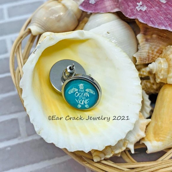 Hand Crafted 12 mm Sea Turtle stud earrings - Picture 6 of 7